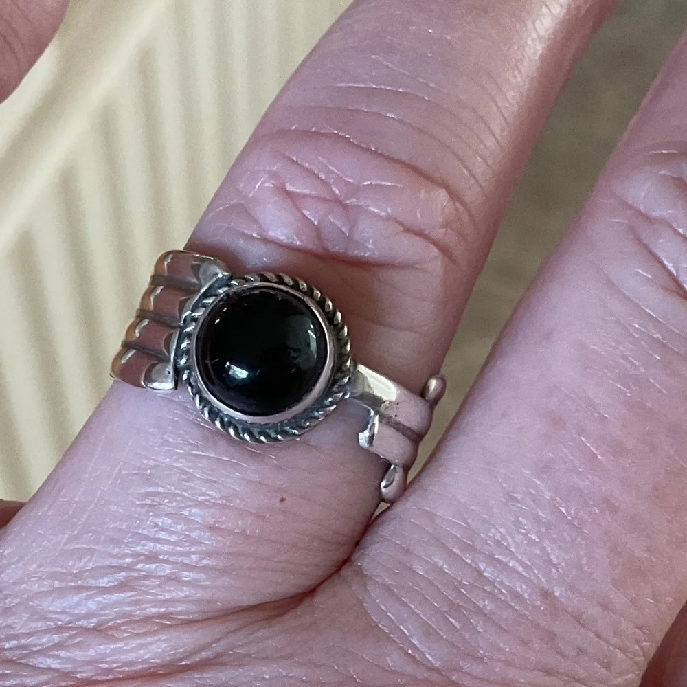 Sterling Silver 925 Black Onyx ring Size US 8.5